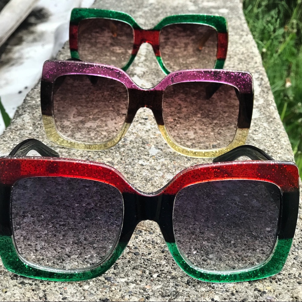 Oversized glitter sunglasses